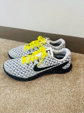 Men’s 11 CrossFit Metcon 4 Athletic Shoe Like NEW